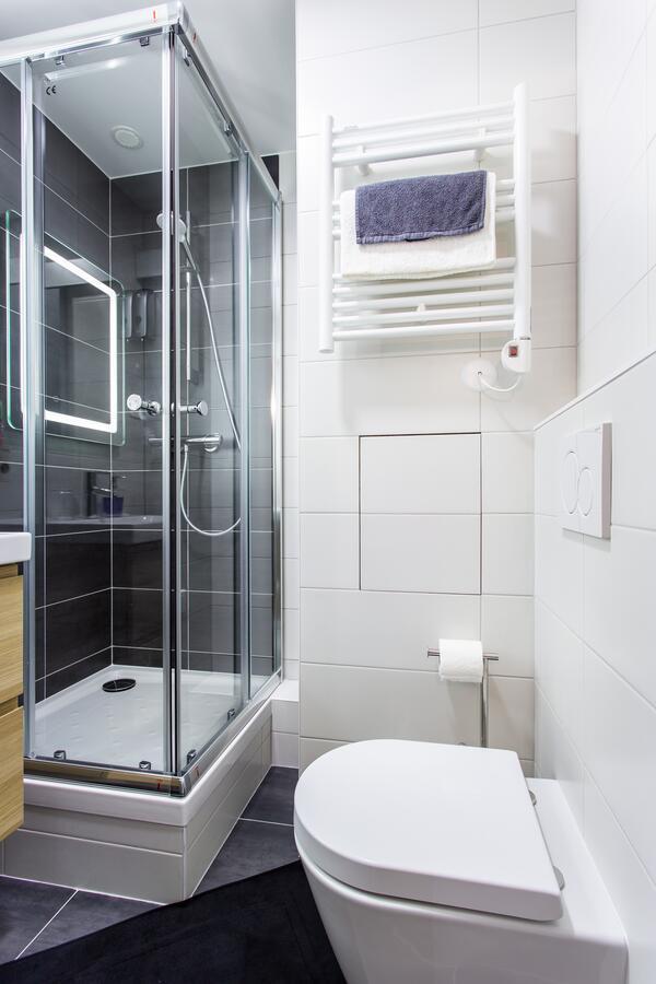 D&E - Paris-Disney - Holidays Apartment - Appartement De Vacances - 5 Chambres- 5 Sdb - 5 Bedrooms - 5 Bathrooms - Netflix Champs-Sur-Marne Εξωτερικό φωτογραφία