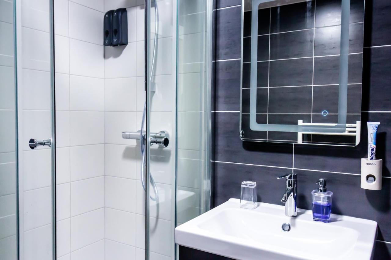 D&E - Paris-Disney - Holidays Apartment - Appartement De Vacances - 5 Chambres- 5 Sdb - 5 Bedrooms - 5 Bathrooms - Netflix Champs-Sur-Marne Εξωτερικό φωτογραφία