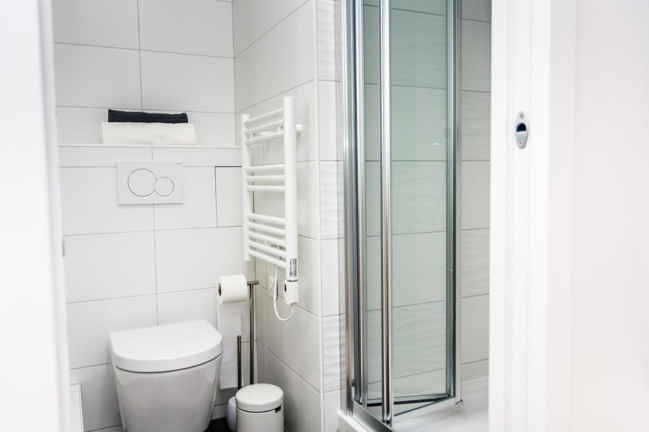 D&E - Paris-Disney - Holidays Apartment - Appartement De Vacances - 5 Chambres- 5 Sdb - 5 Bedrooms - 5 Bathrooms - Netflix Champs-Sur-Marne Εξωτερικό φωτογραφία