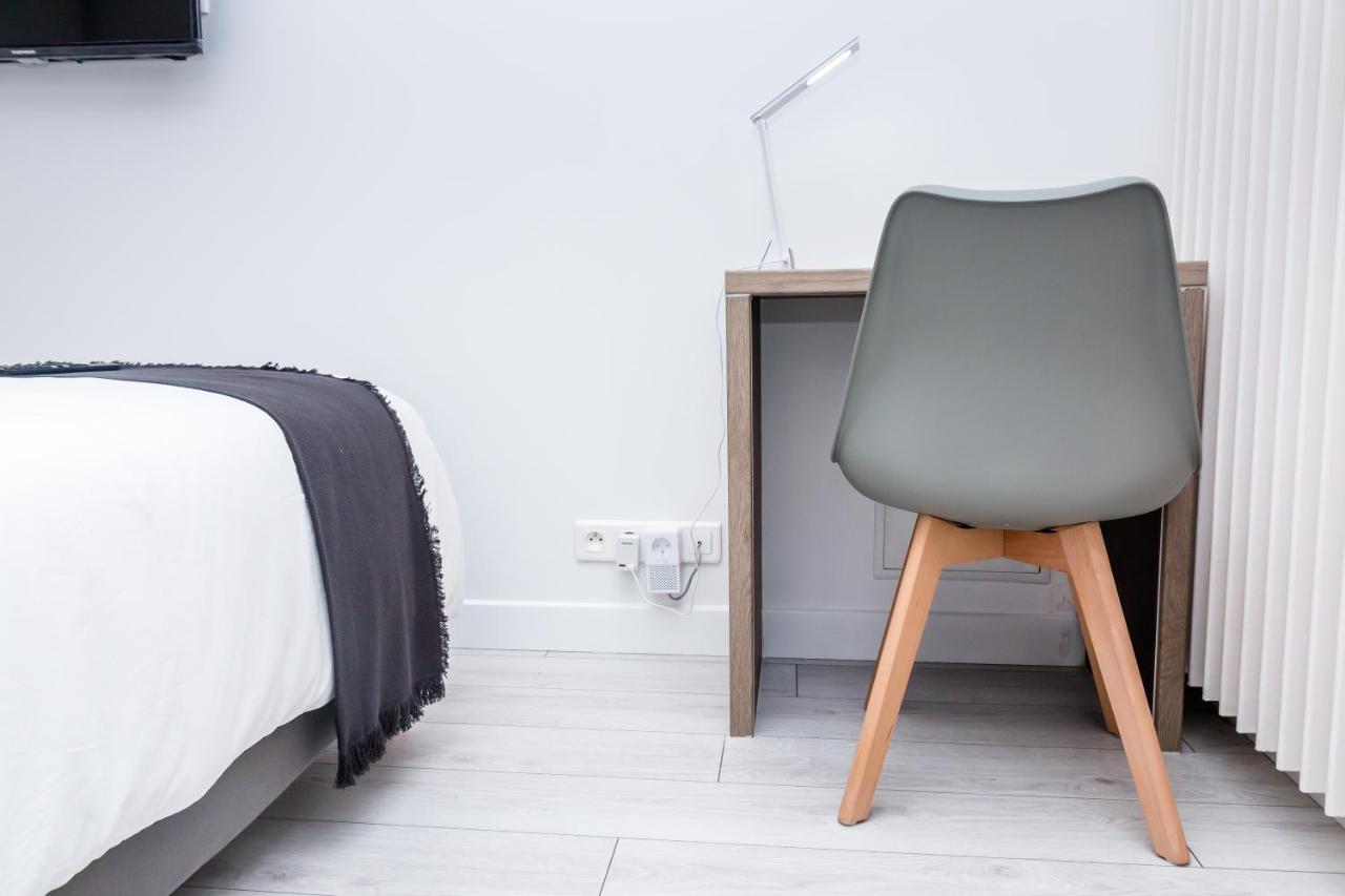 D&E - Paris-Disney - Holidays Apartment - Appartement De Vacances - 5 Chambres- 5 Sdb - 5 Bedrooms - 5 Bathrooms - Netflix Champs-Sur-Marne Εξωτερικό φωτογραφία